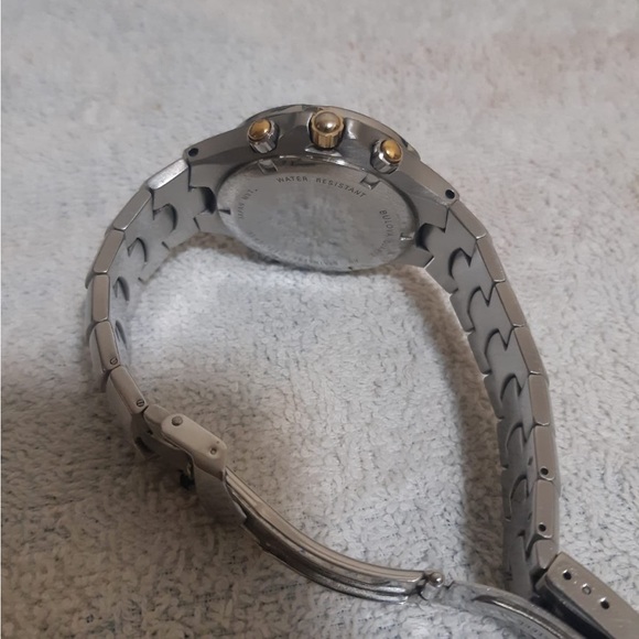 Bulova watch - Picture 3 of 5